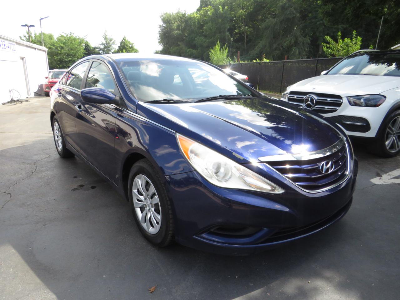 Hyundai Sonata 4dr Sdn 2.4L Auto GLS 2012