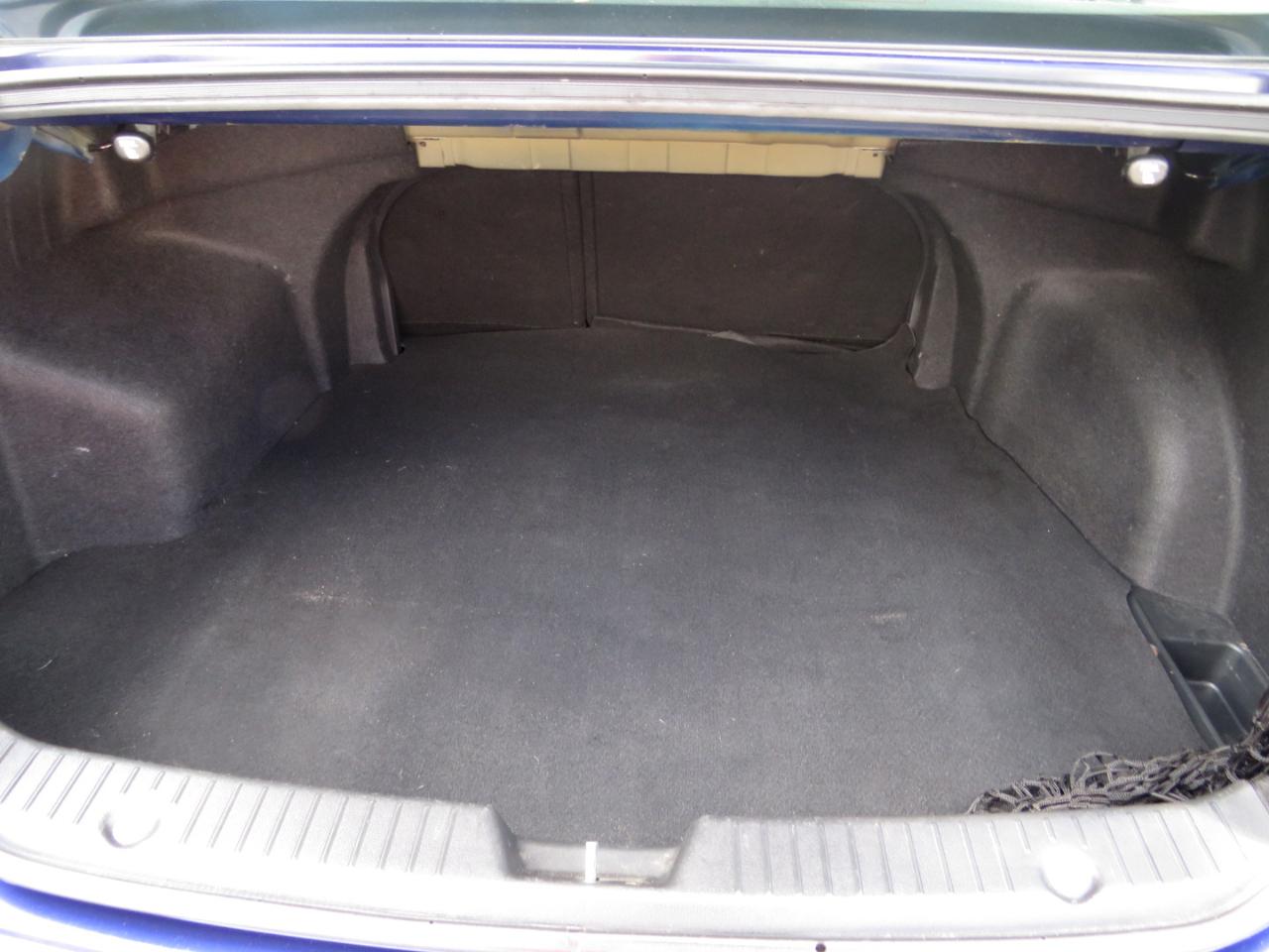 Hyundai Sonata 4dr Sdn 2.4L Auto GLS 2012