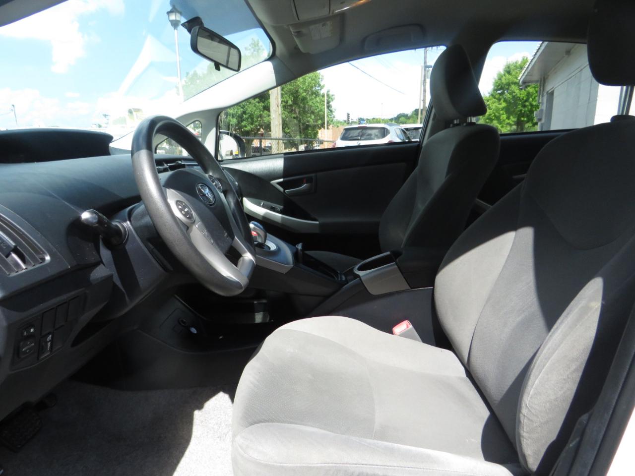 Toyota Prius 5dr HB Persona (Natl) 2013