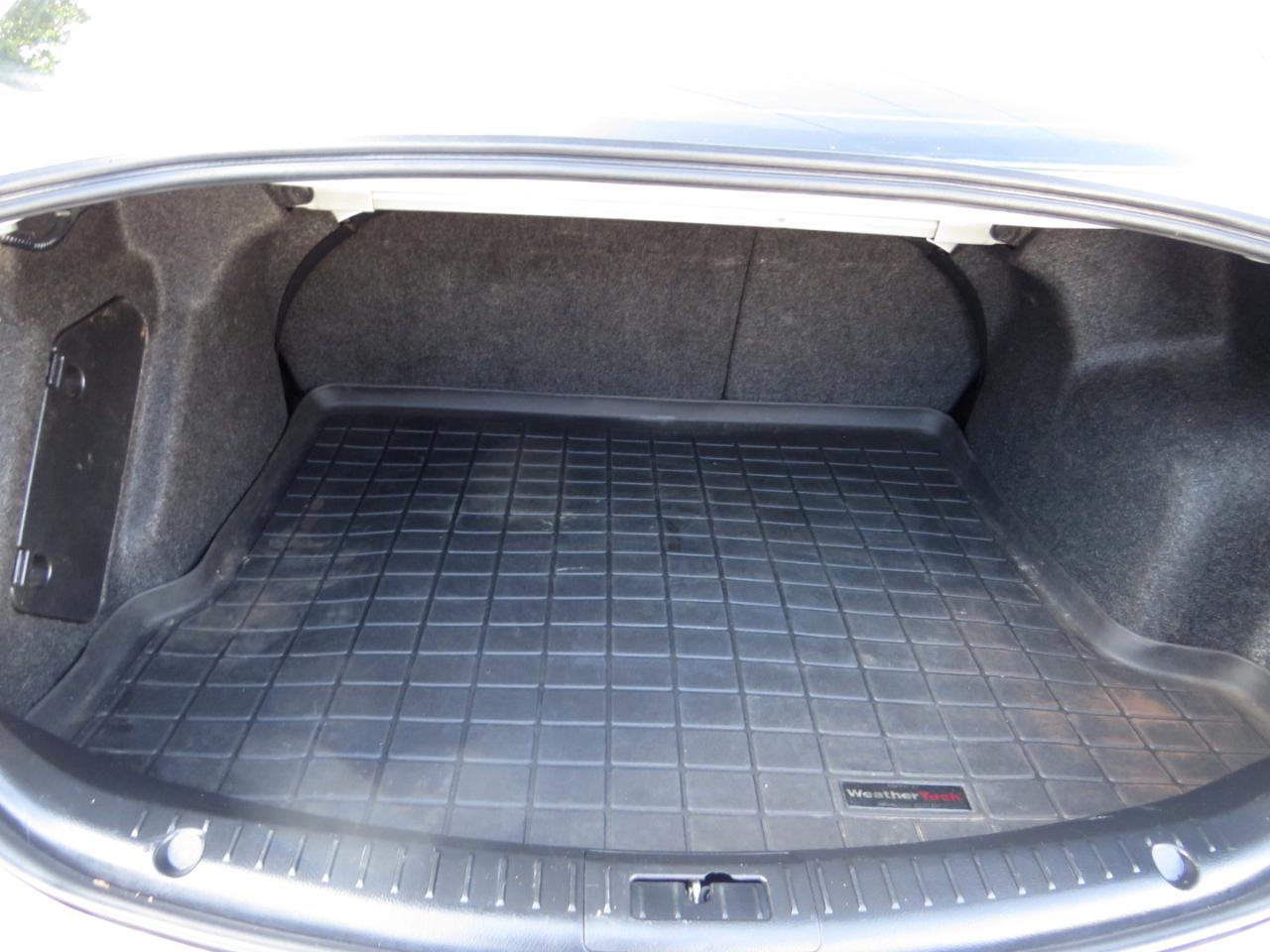 Mazda MAZDA3 4dr Sdn Auto i Sport 2011