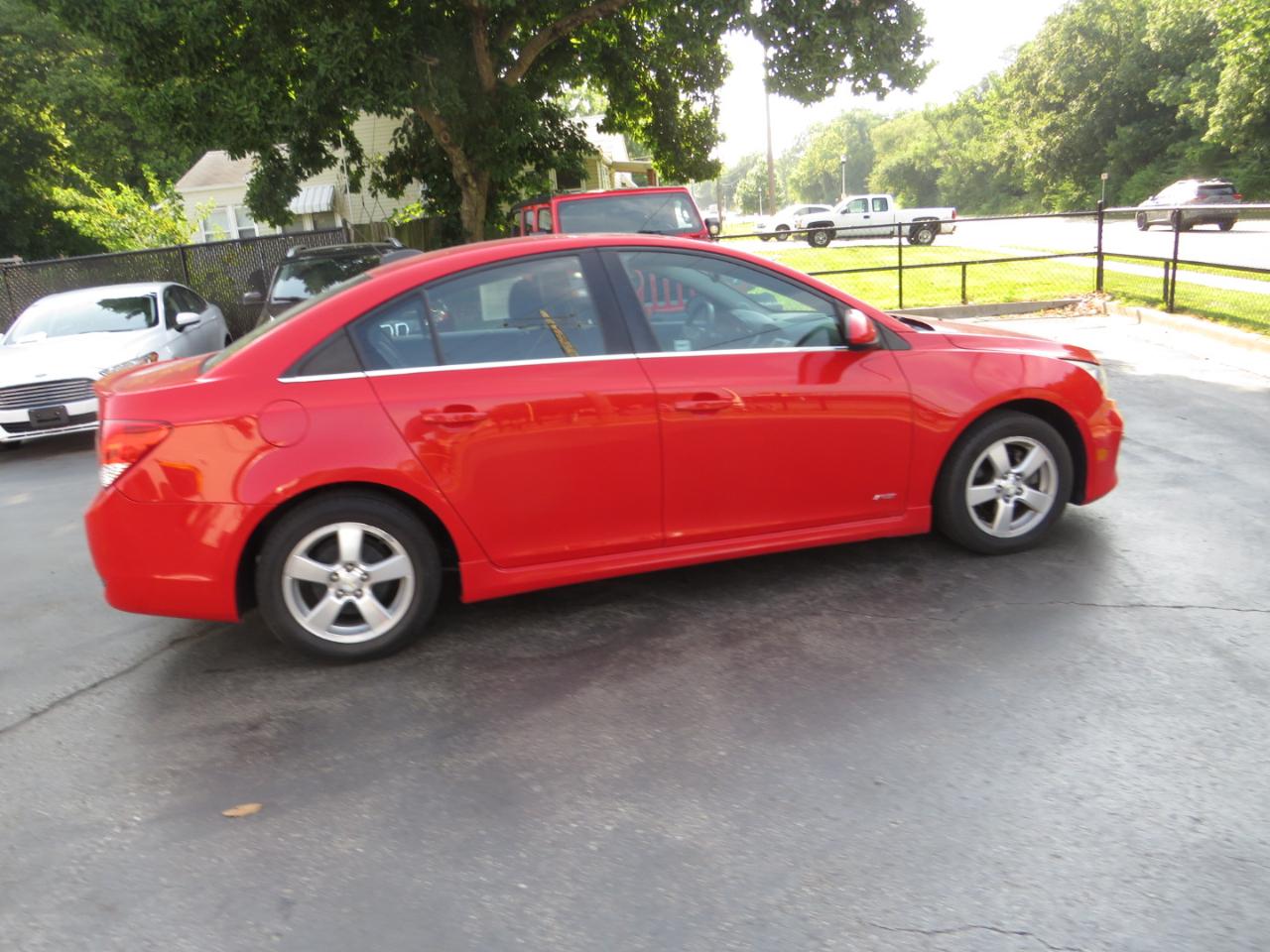 Chevrolet Cruze Limited 4dr Sdn Auto LT w/1LT 2016