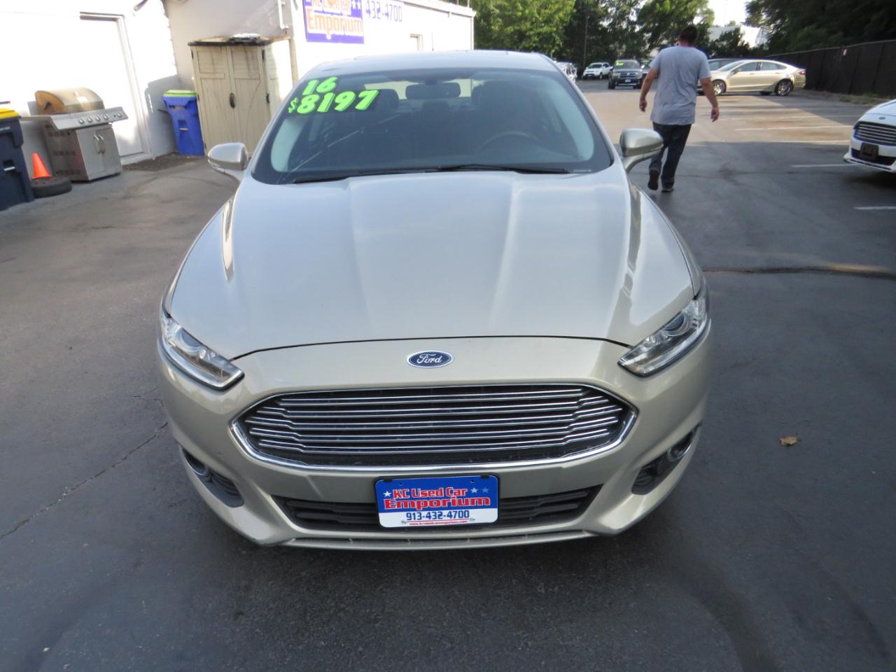 Ford Fusion 4dr Sdn SE AWD 2016