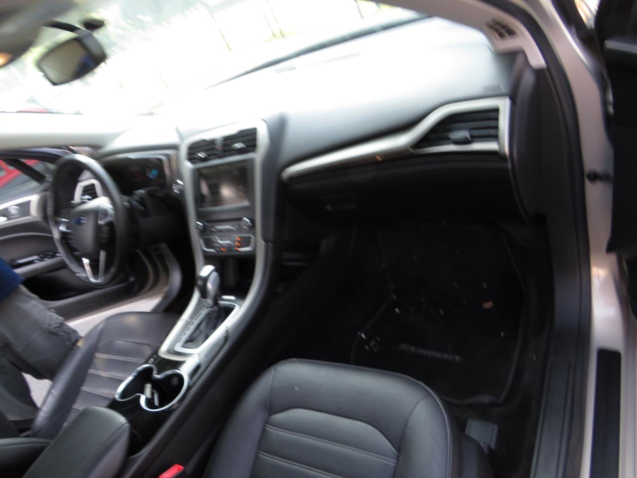 Ford Fusion 4dr Sdn SE AWD 2016