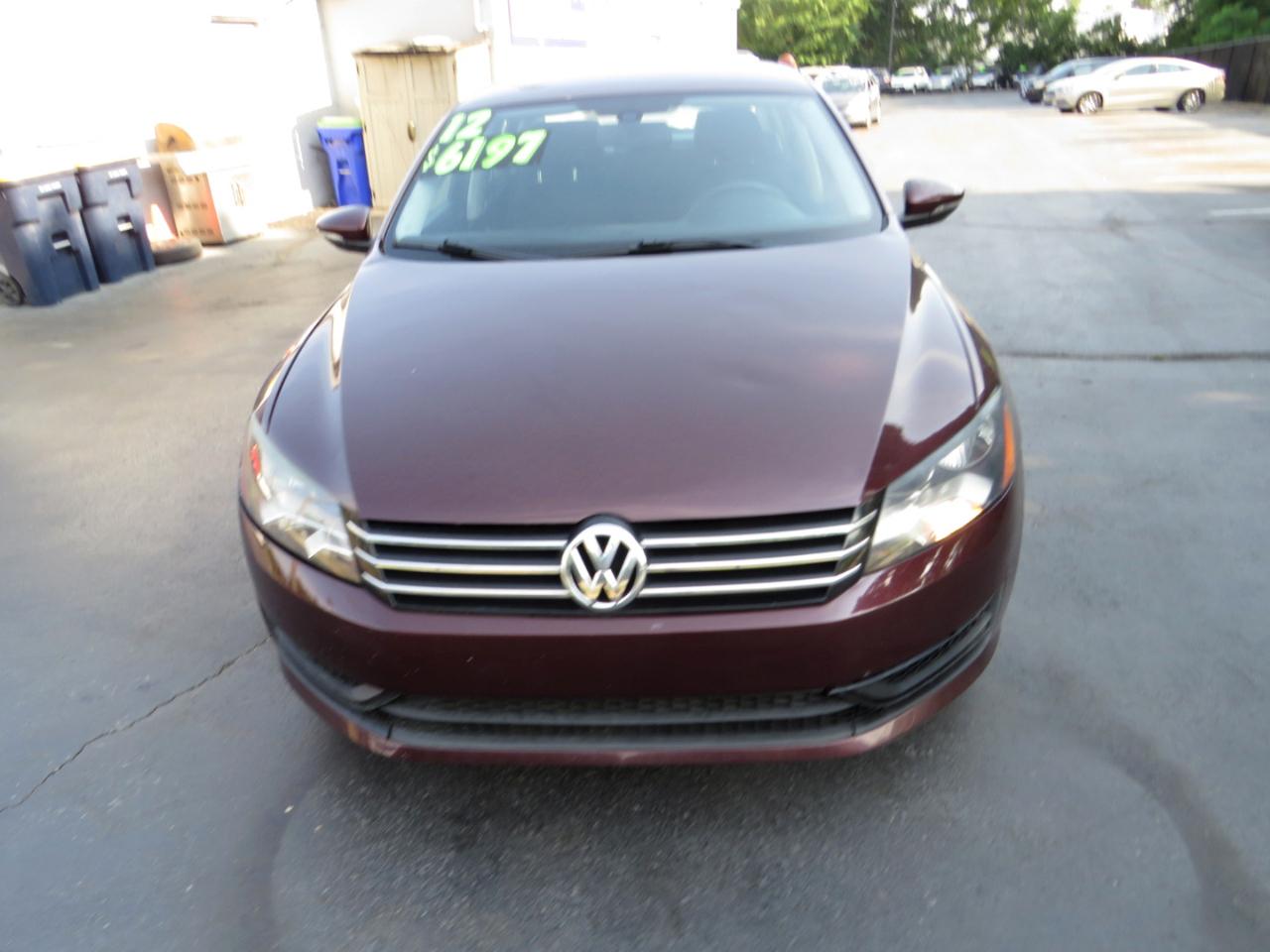Volkswagen Passat 4dr Sdn 2.5L Auto S PZEV 2012