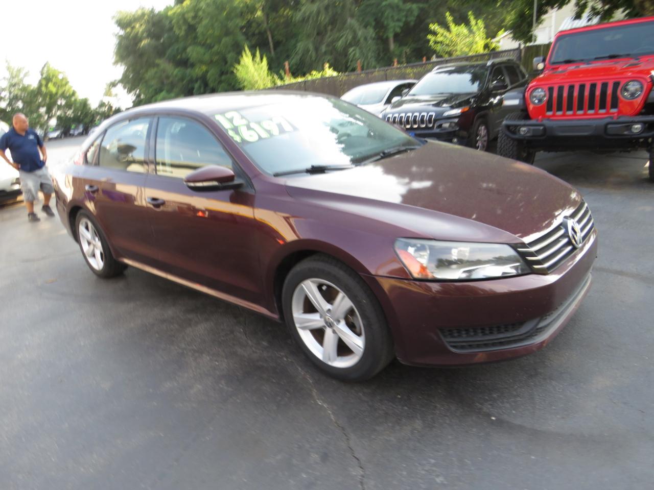Volkswagen Passat 4dr Sdn 2.5L Auto S PZEV 2012
