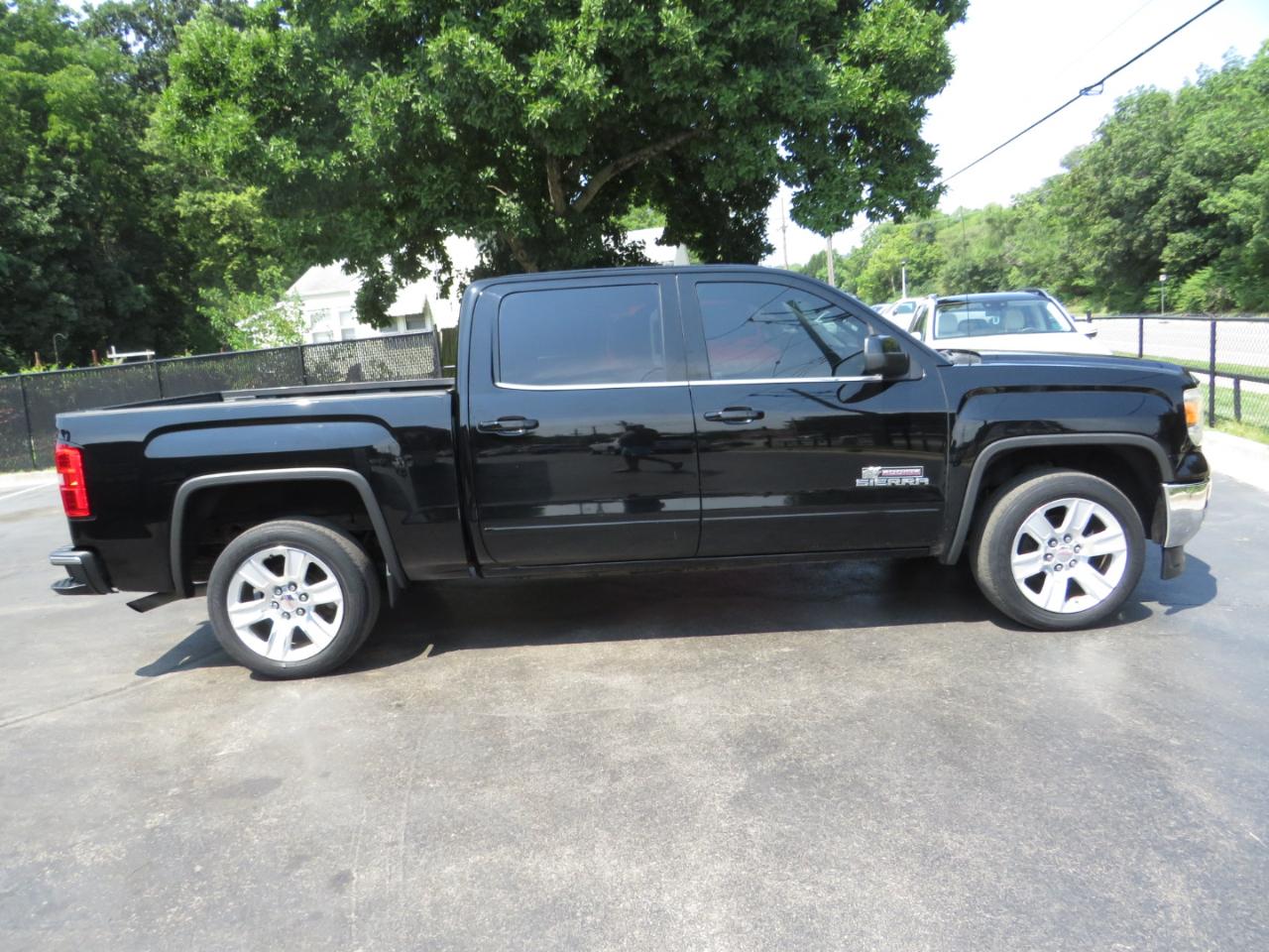 GMC Sierra 1500 2WD Crew Cab 143.5" SLE 2015