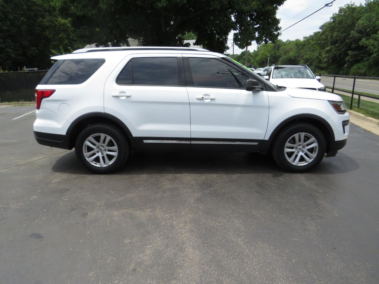 Ford Explorer XLT 4WD 2019
