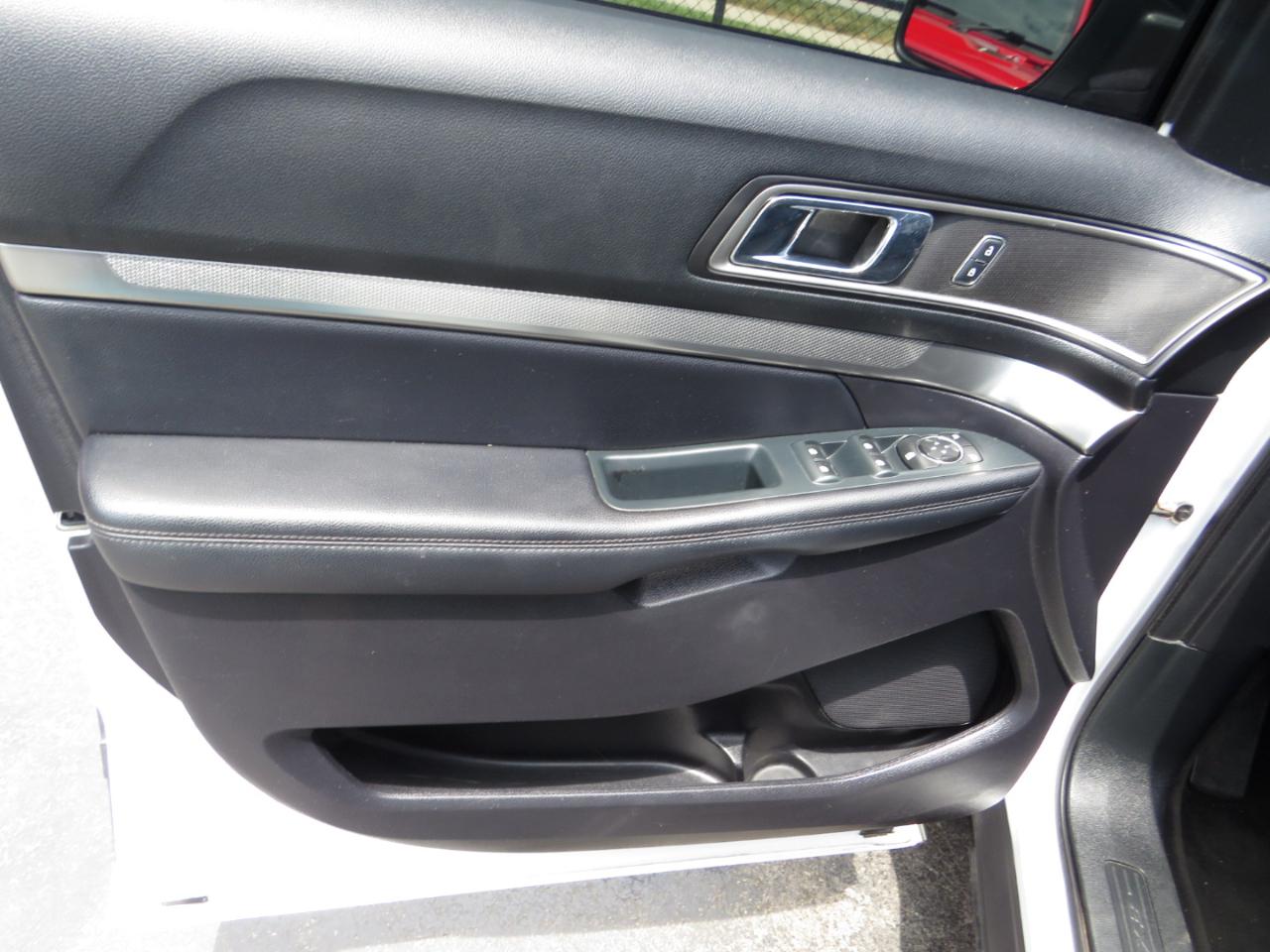 Ford Explorer XLT 4WD 2019