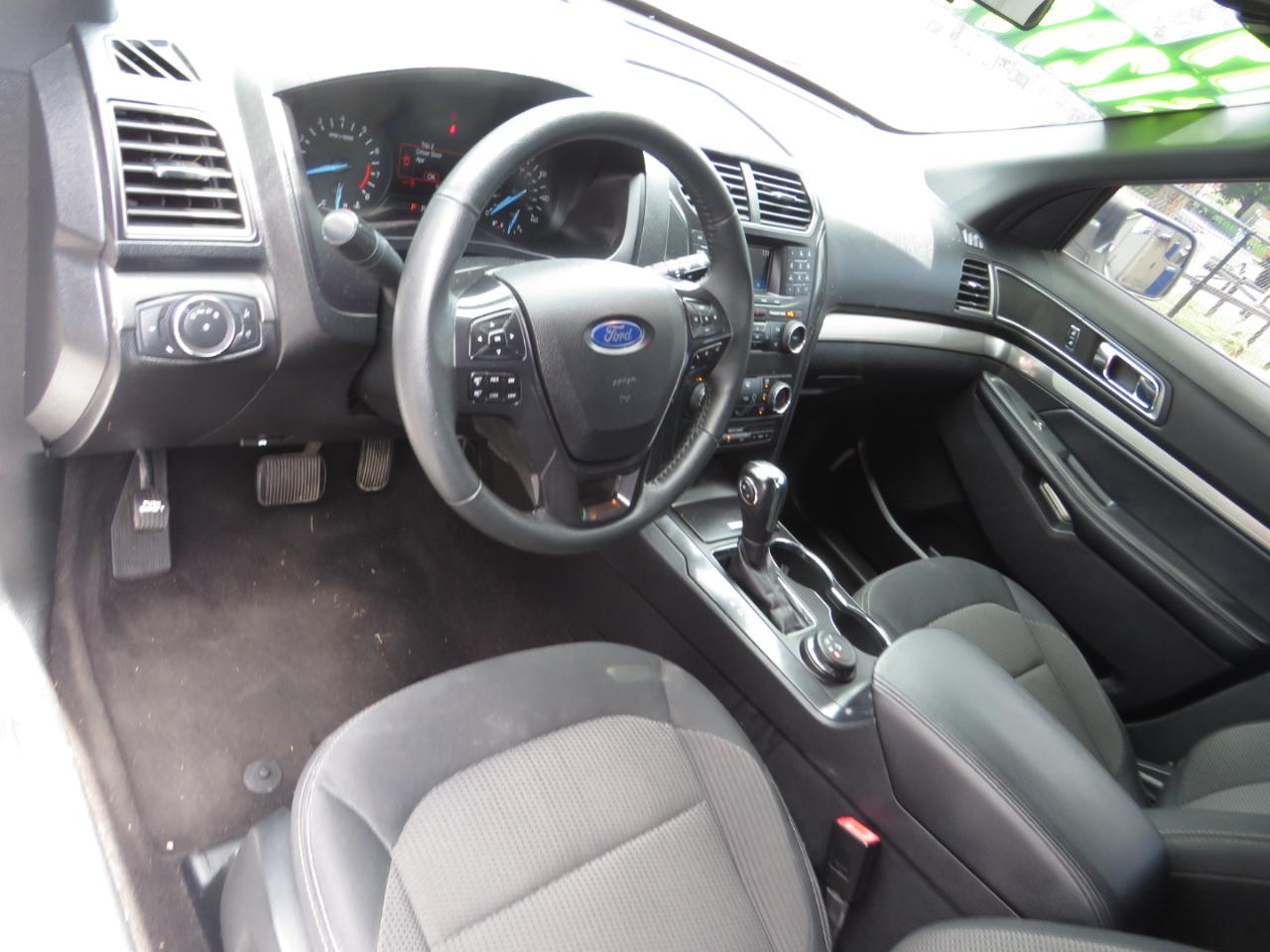 Ford Explorer XLT 4WD 2019