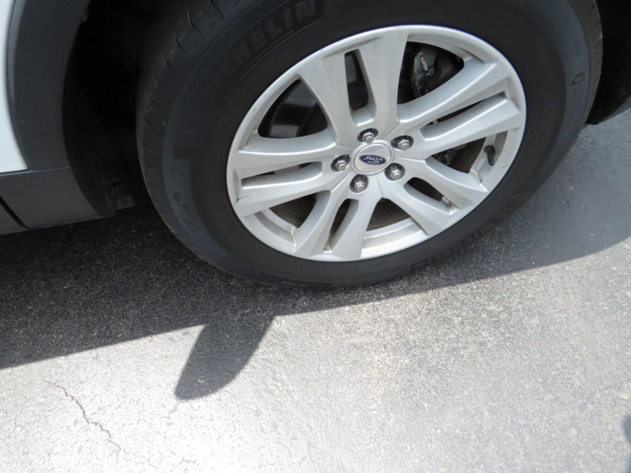 Ford Explorer XLT 4WD 2019