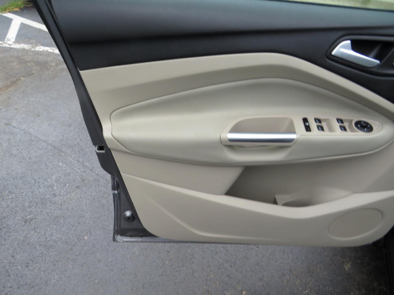Ford Escape 4WD 4dr SE 2013