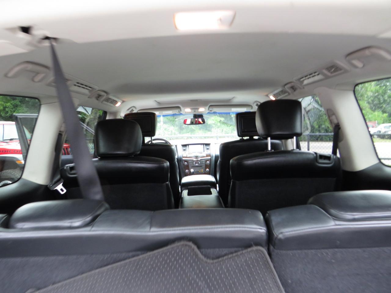 Infiniti QX80 4WD 4dr 2015