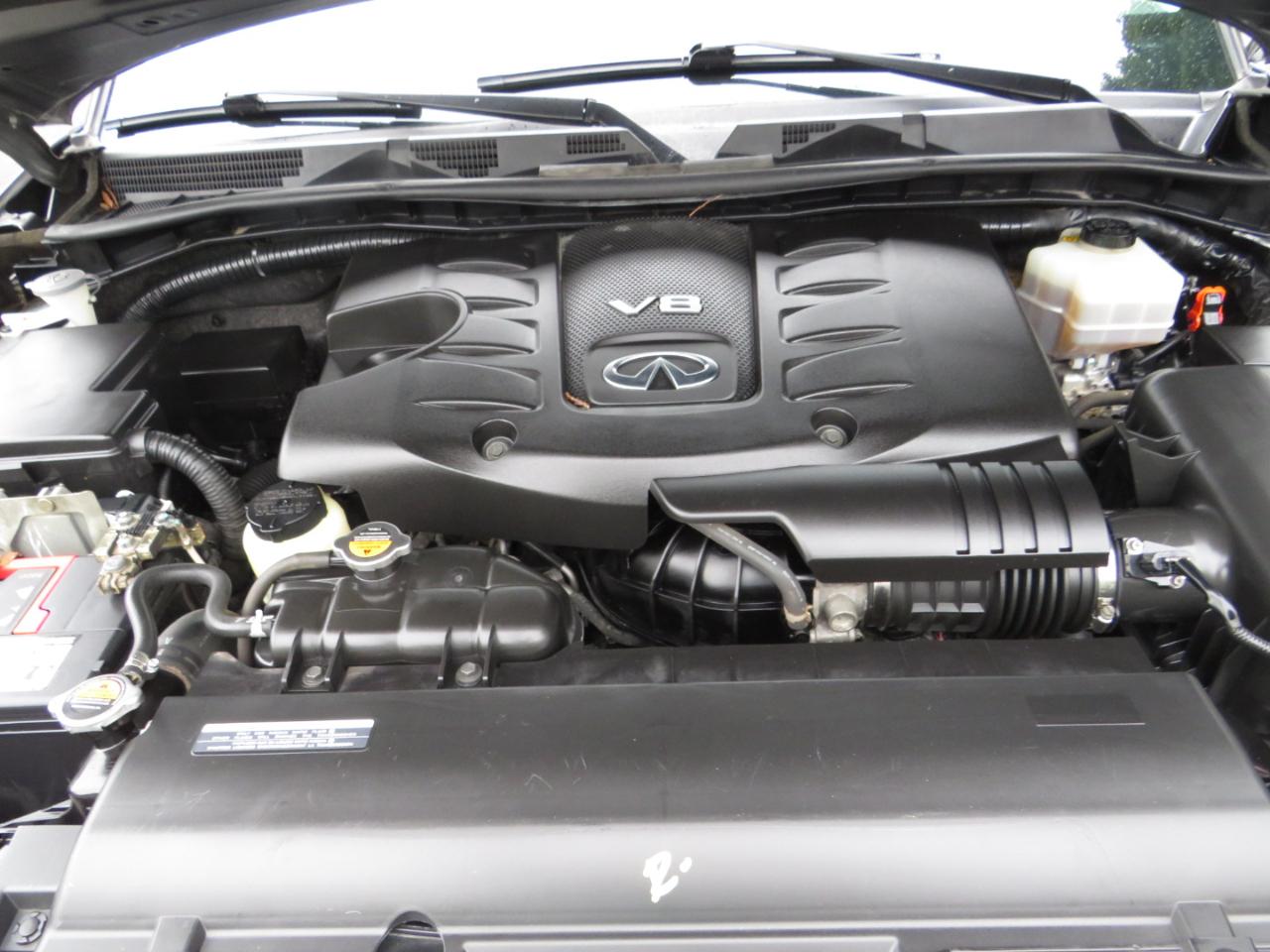 Infiniti QX80 4WD 4dr 2015