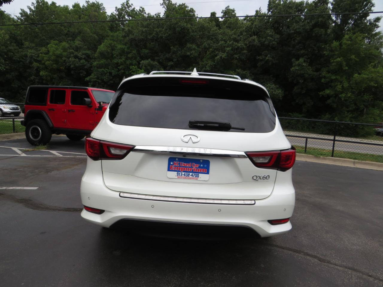 Infiniti QX60 LUXE AWD 2019