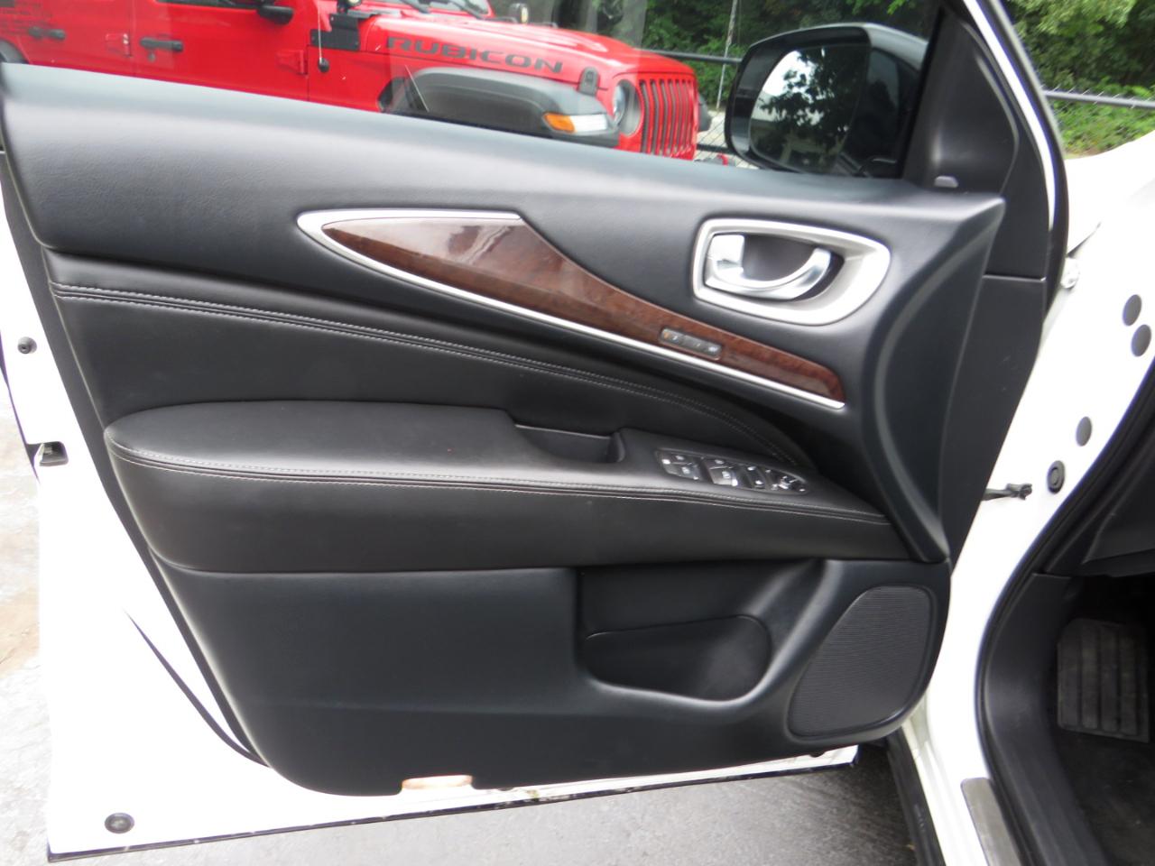 Infiniti QX60 LUXE AWD 2019