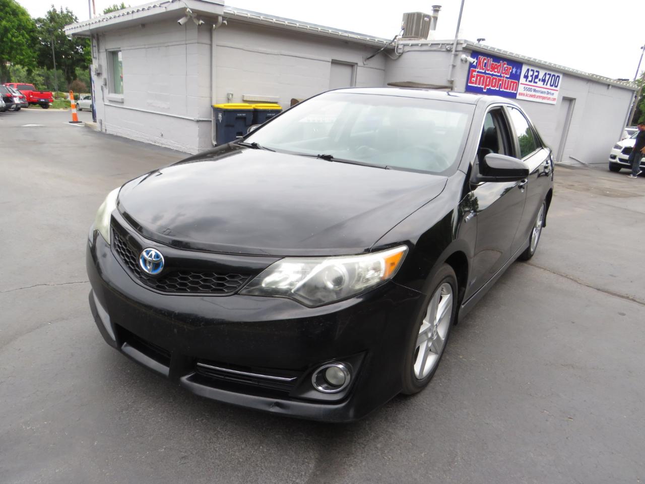 Toyota Camry Hybrid 2014.5 4dr Sdn SE Limited Edition (Natl) 2014