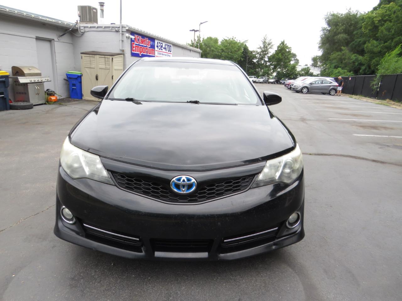 Toyota Camry Hybrid 2014.5 4dr Sdn SE Limited Edition (Natl) 2014