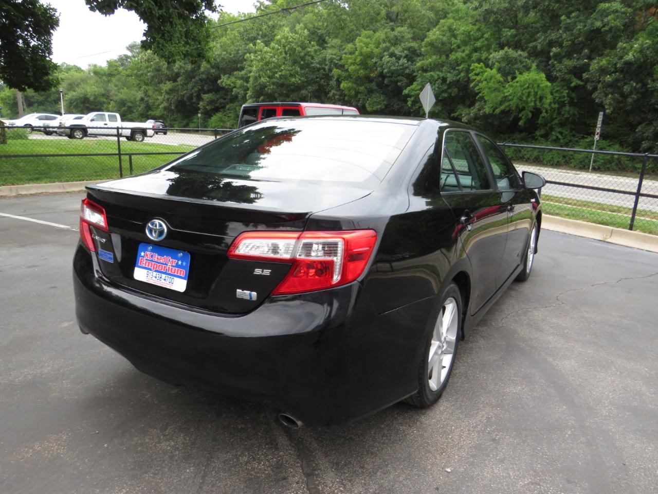 Toyota Camry Hybrid 2014.5 4dr Sdn SE Limited Edition (Natl) 2014
