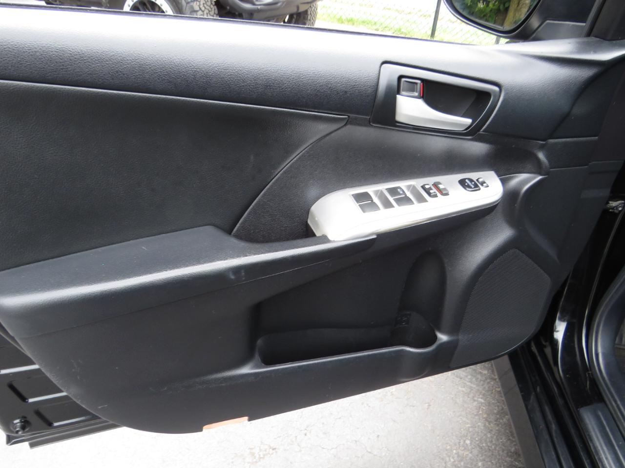 Toyota Camry Hybrid 2014.5 4dr Sdn SE Limited Edition (Natl) 2014