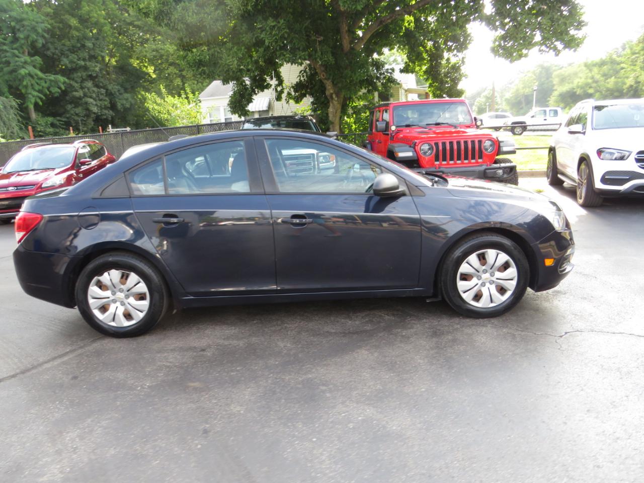 Chevrolet Cruze 4dr Sdn Man L 2015