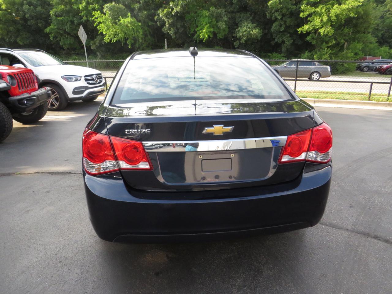 Chevrolet Cruze 4dr Sdn Man L 2015