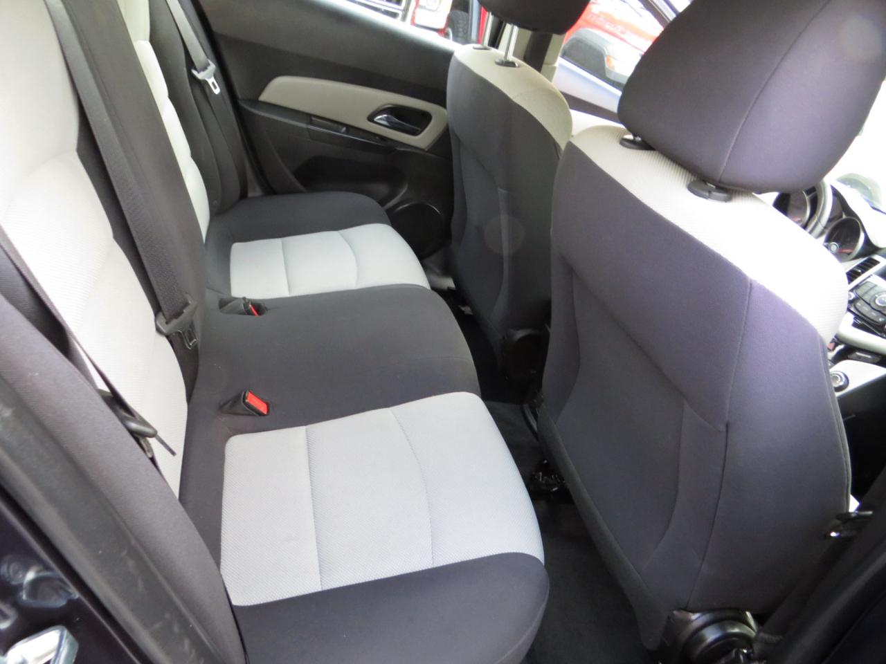 Chevrolet Cruze 4dr Sdn Man L 2015