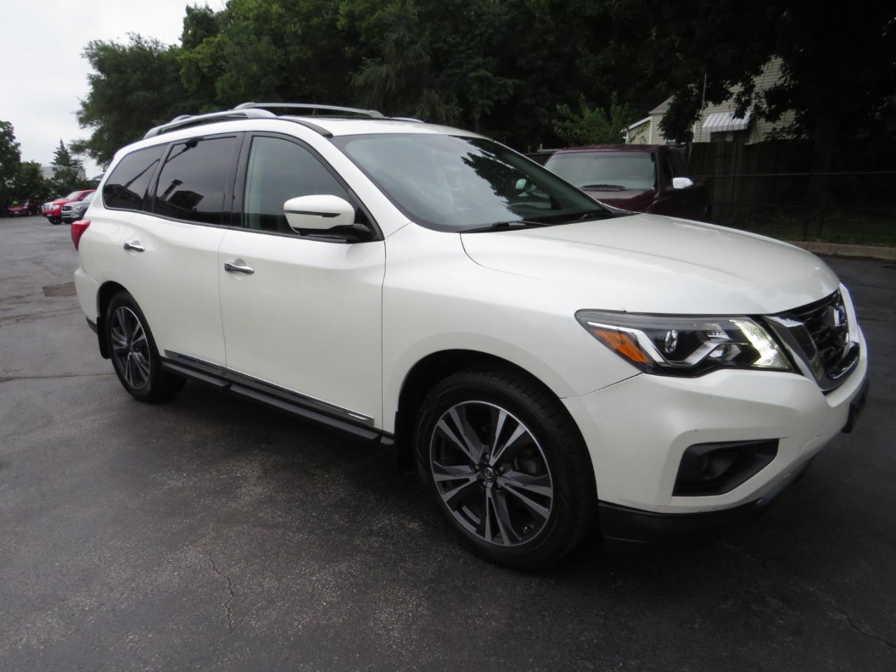 Nissan Pathfinder 4x4 Platinum 2017