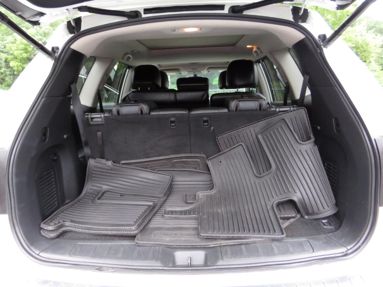 Nissan Pathfinder 4x4 Platinum 2017