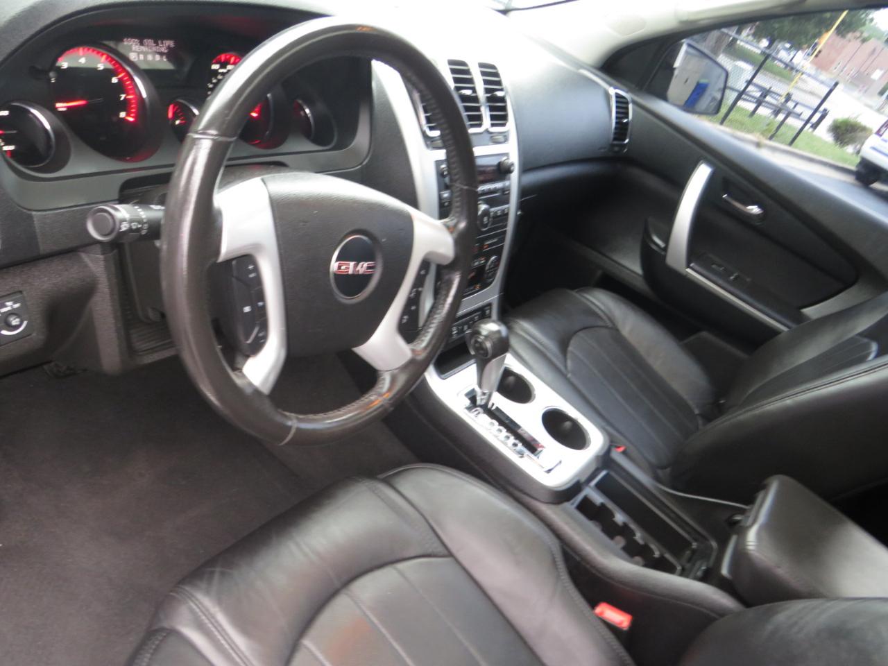 GMC Acadia AWD 4dr SLT2 2012