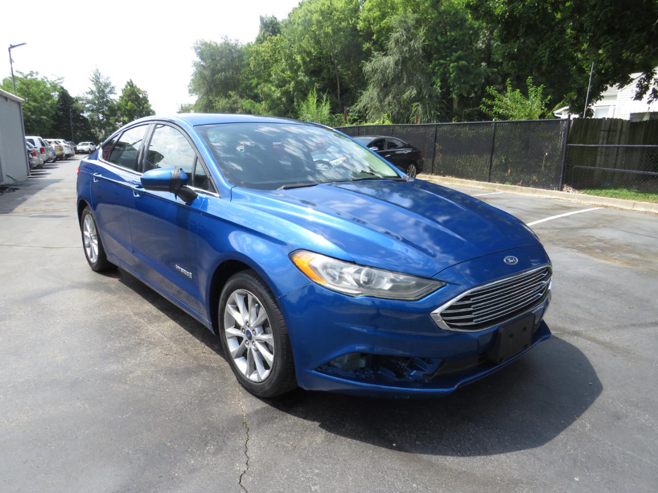 Ford Fusion Hybrid SE FWD 2017