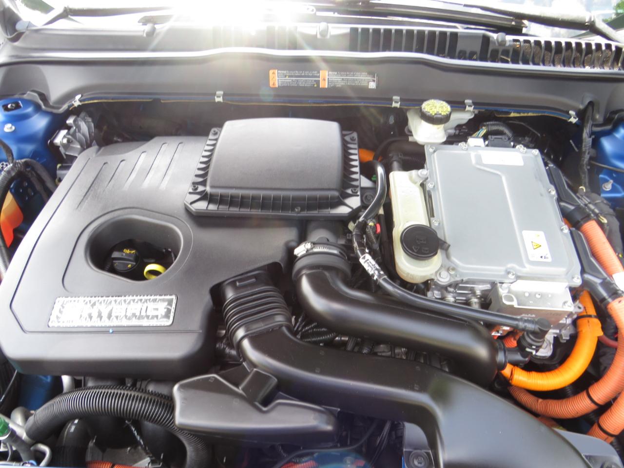 Ford Fusion Hybrid SE FWD 2017