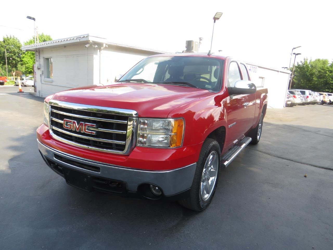 GMC Sierra 1500 4WD Ext Cab 143.5" SLE 2013