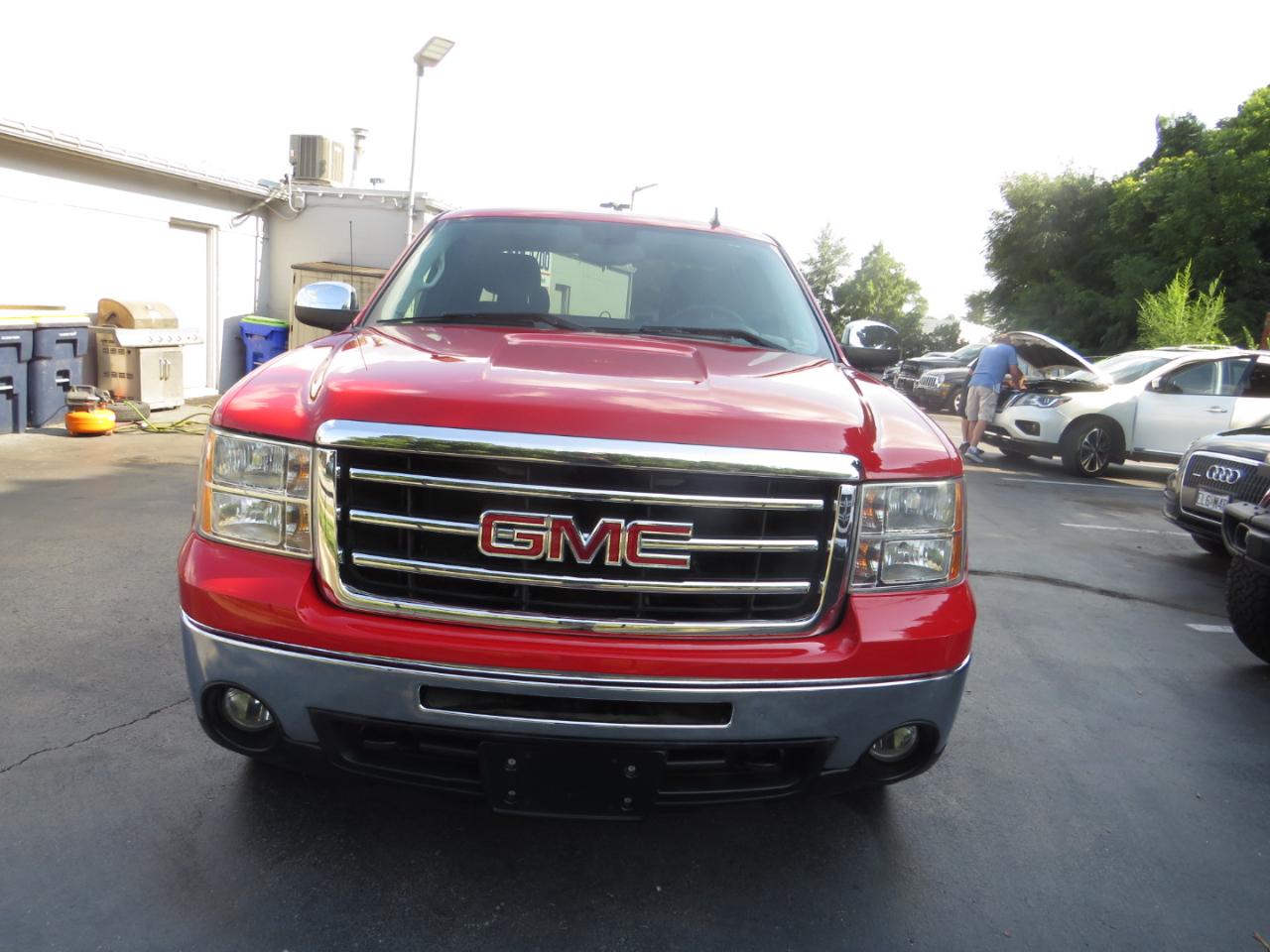 GMC Sierra 1500 4WD Ext Cab 143.5" SLE 2013