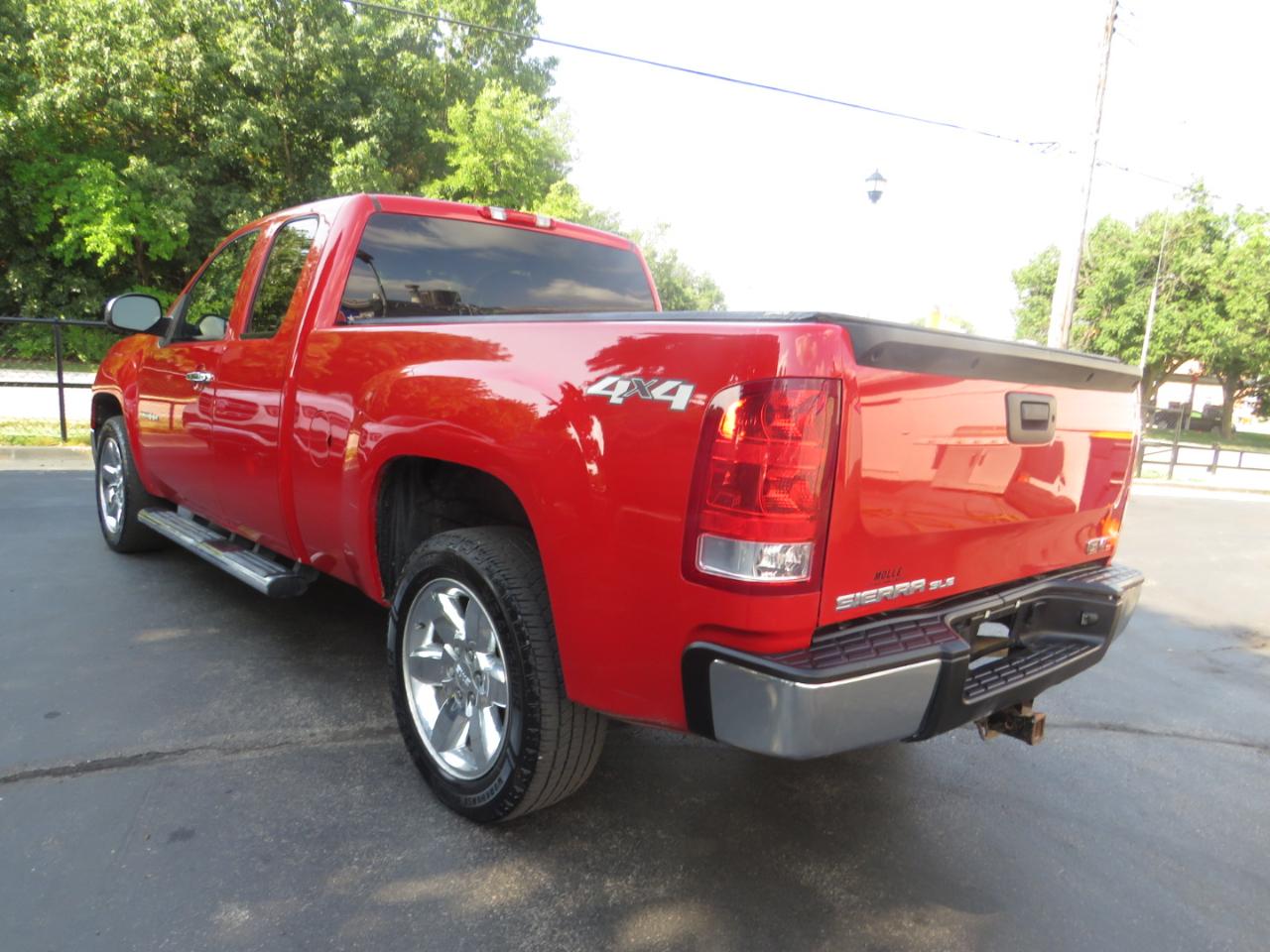 GMC Sierra 1500 4WD Ext Cab 143.5" SLE 2013