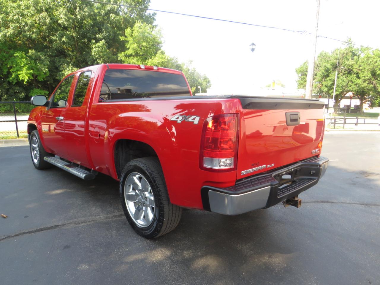 GMC Sierra 1500 4WD Ext Cab 143.5" SLE 2013