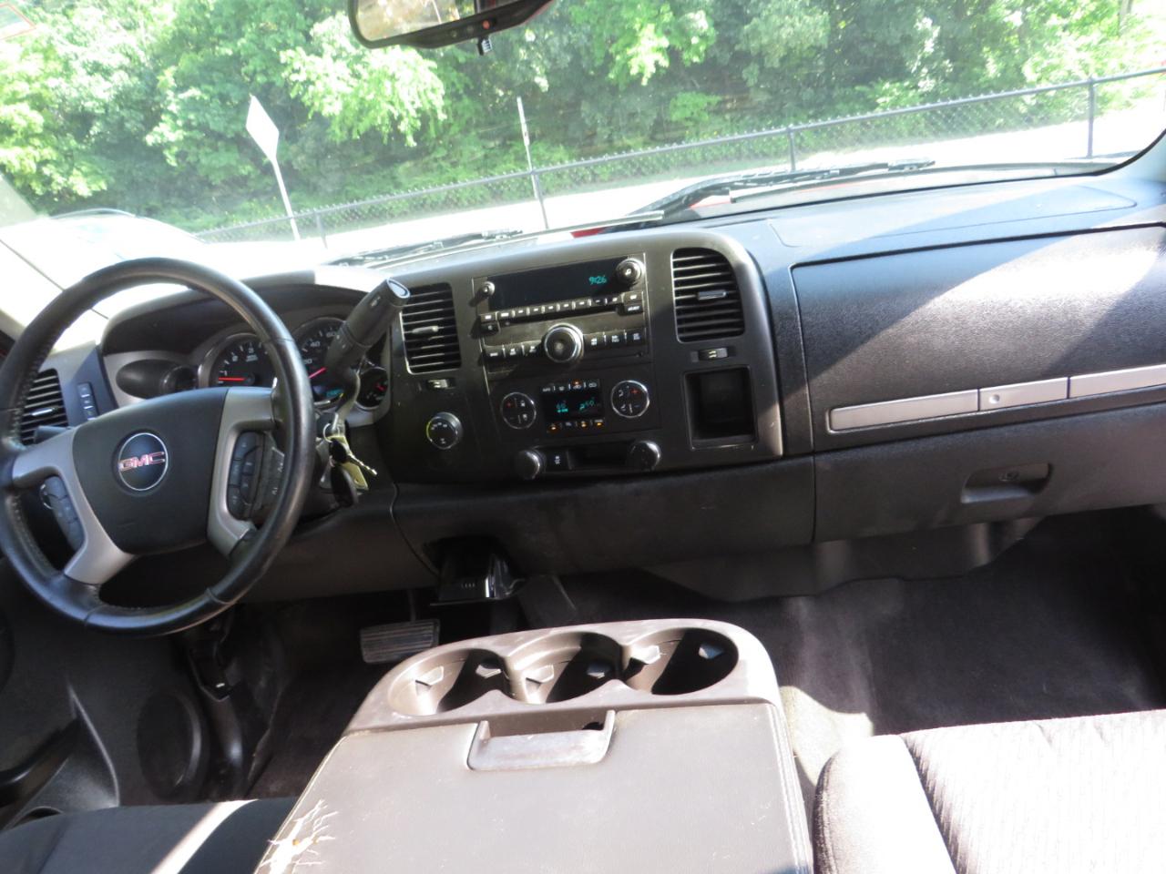 GMC Sierra 1500 4WD Ext Cab 143.5" SLE 2013