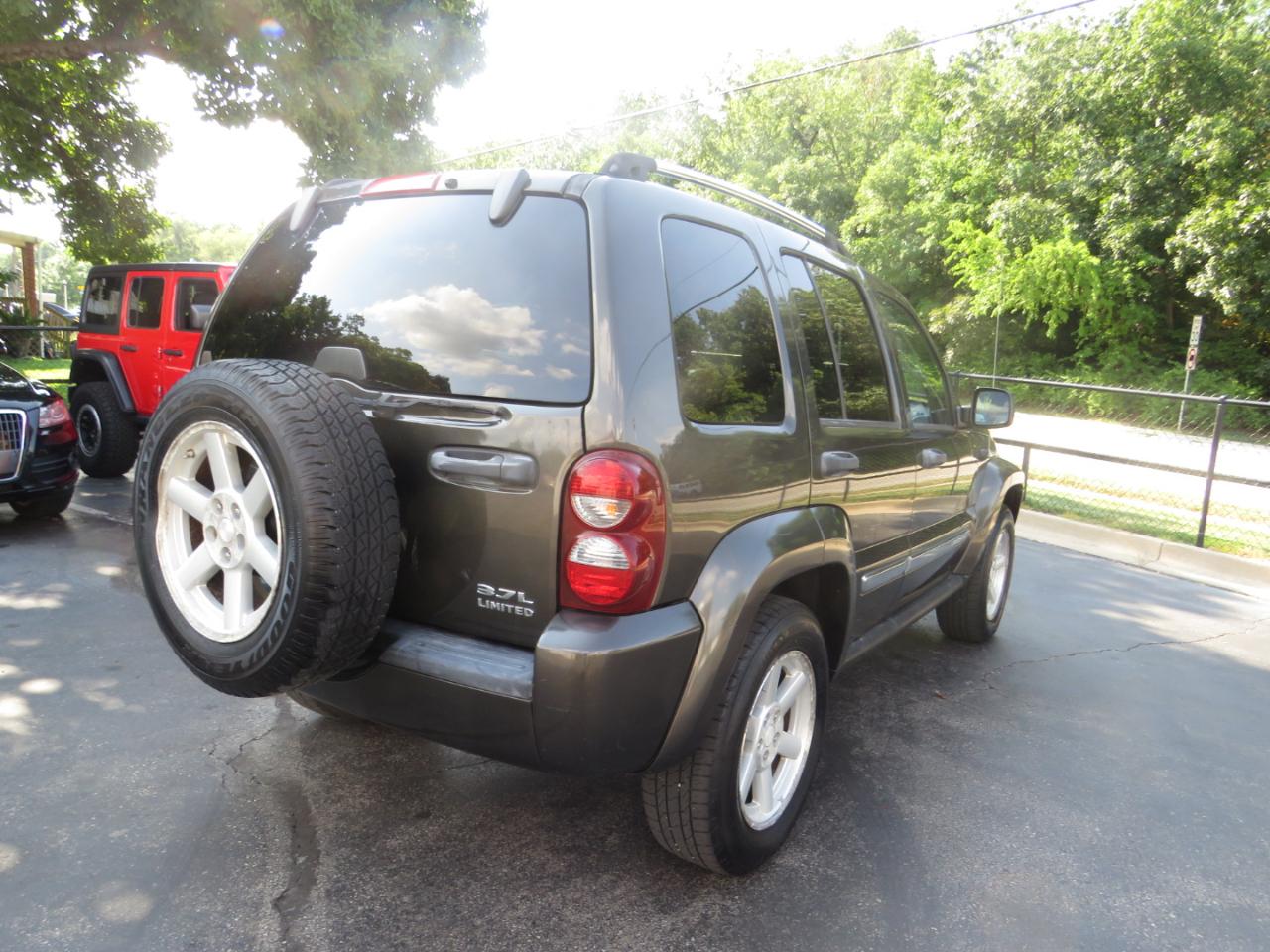 Jeep Liberty 4dr Limited 4WD 2006