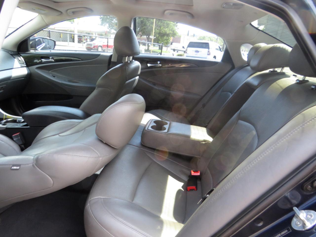 Hyundai Sonata 4dr Sdn 2.0T Auto Limited 2014