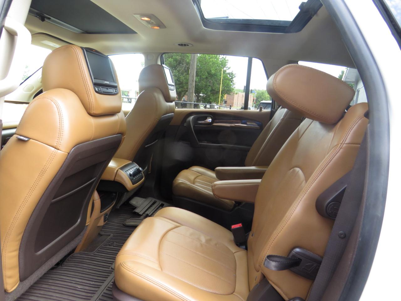 Buick Enclave AWD 4dr Premium 2017