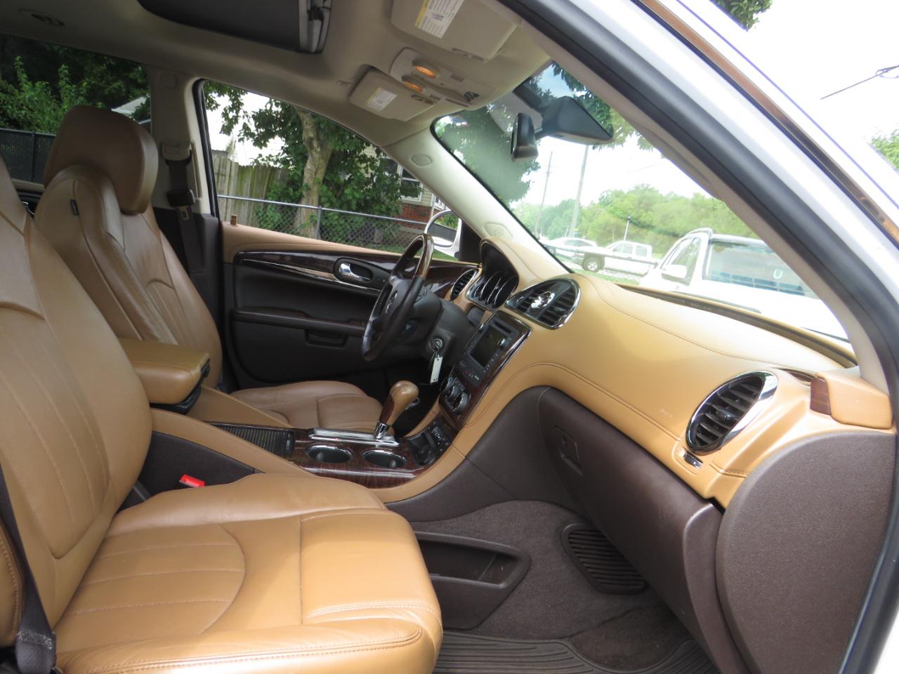 Buick Enclave AWD 4dr Premium 2017