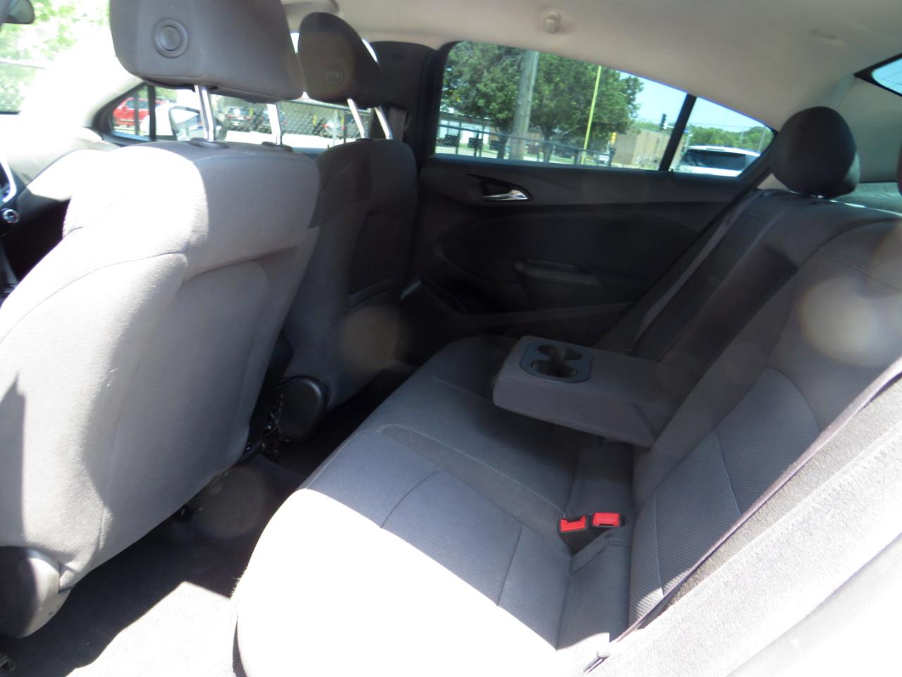 Chevrolet Cruze 4dr Sdn 1.4L LT w/1SD 2017
