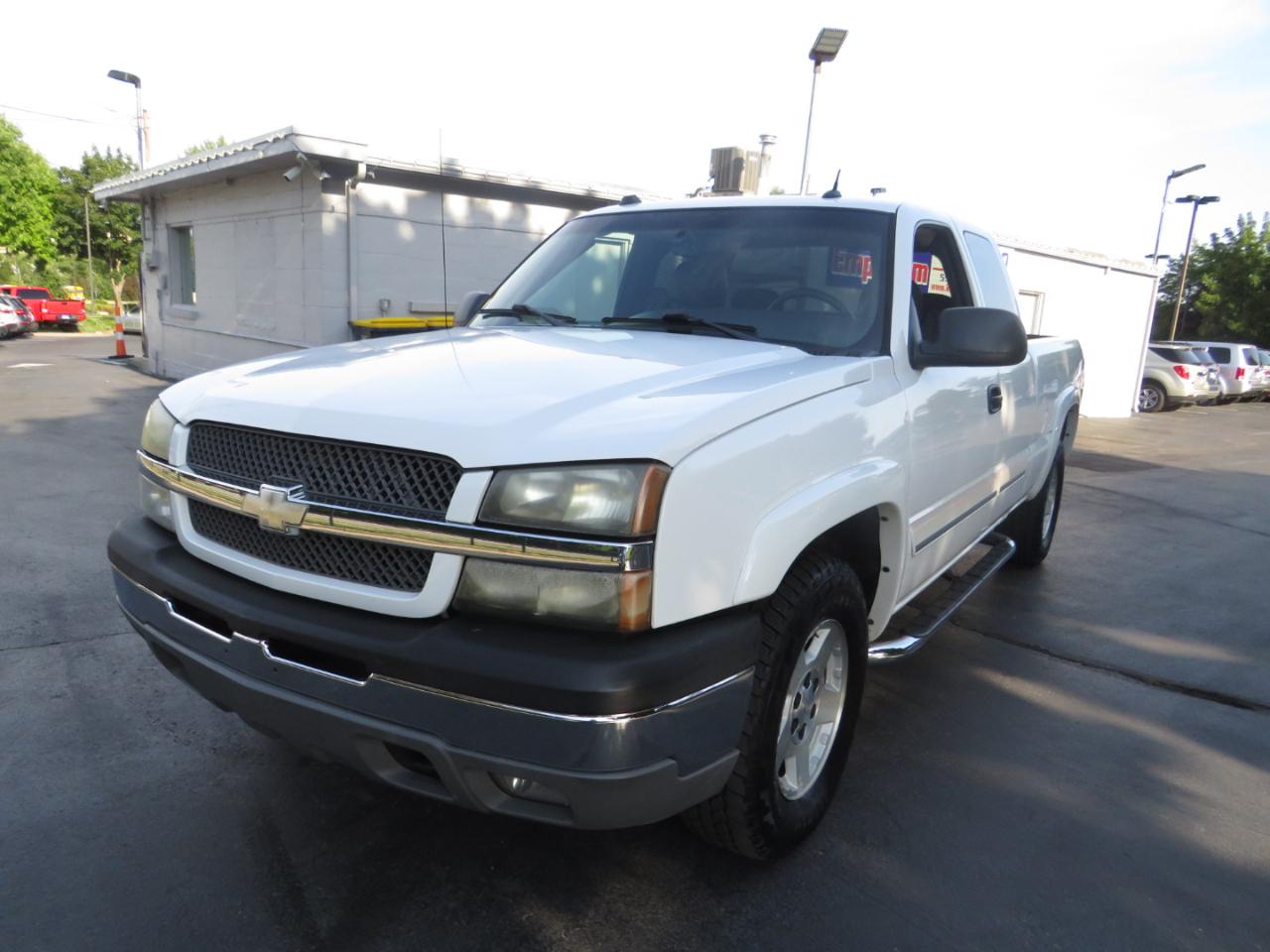 Chevrolet Silverado 1500 Ext Cab 143.5" WB 4WD Z71 2005