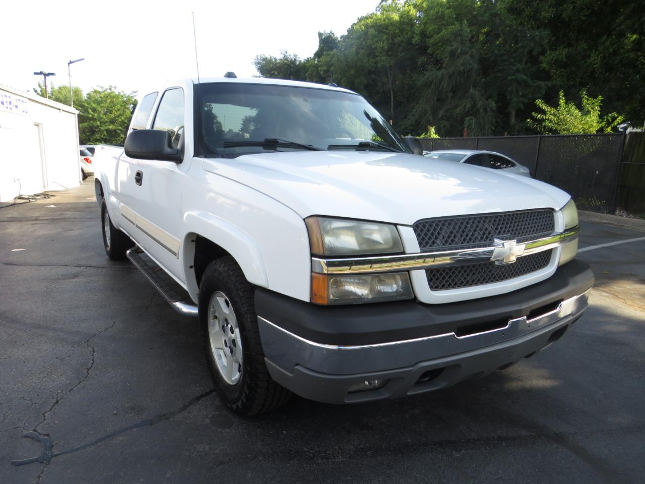 Chevrolet Silverado 1500 Ext Cab 143.5" WB 4WD Z71 2005