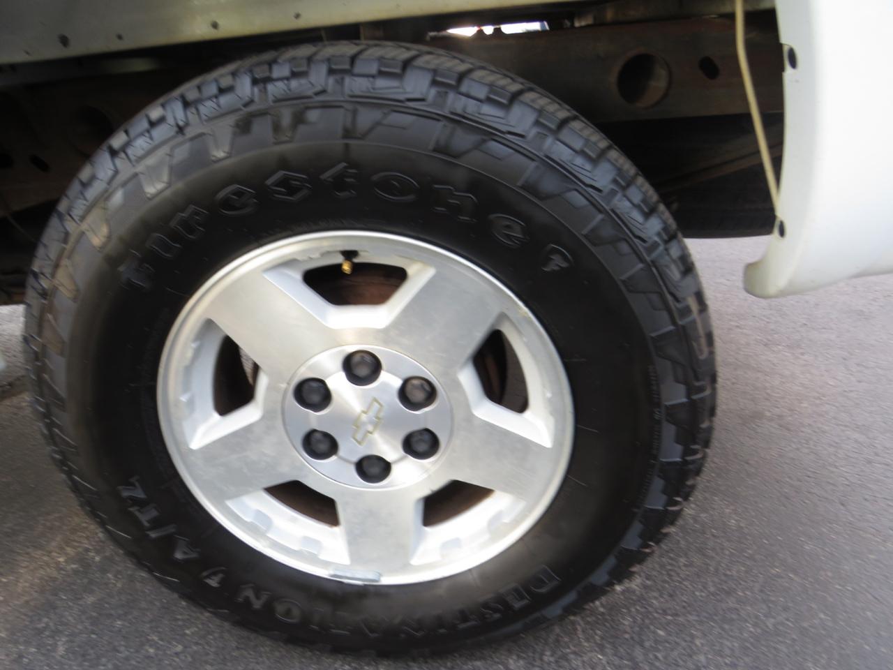 Chevrolet Silverado 1500 Ext Cab 143.5" WB 4WD Z71 2005