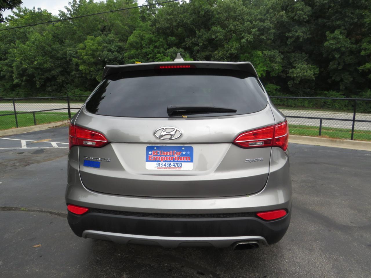Hyundai Santa Fe FWD 4dr Sport 2013