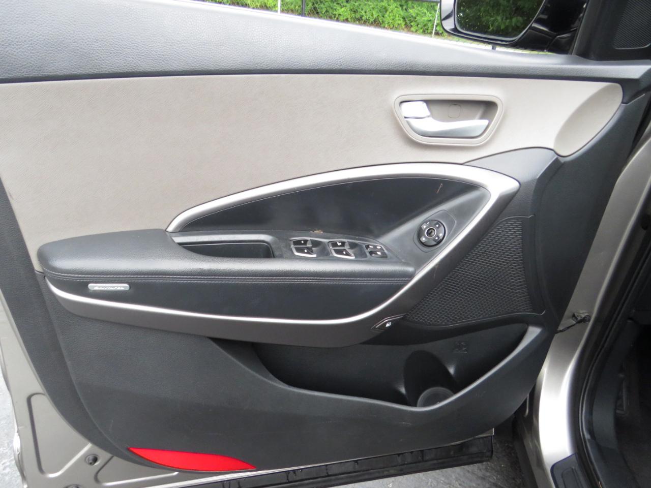 Hyundai Santa Fe FWD 4dr Sport 2013