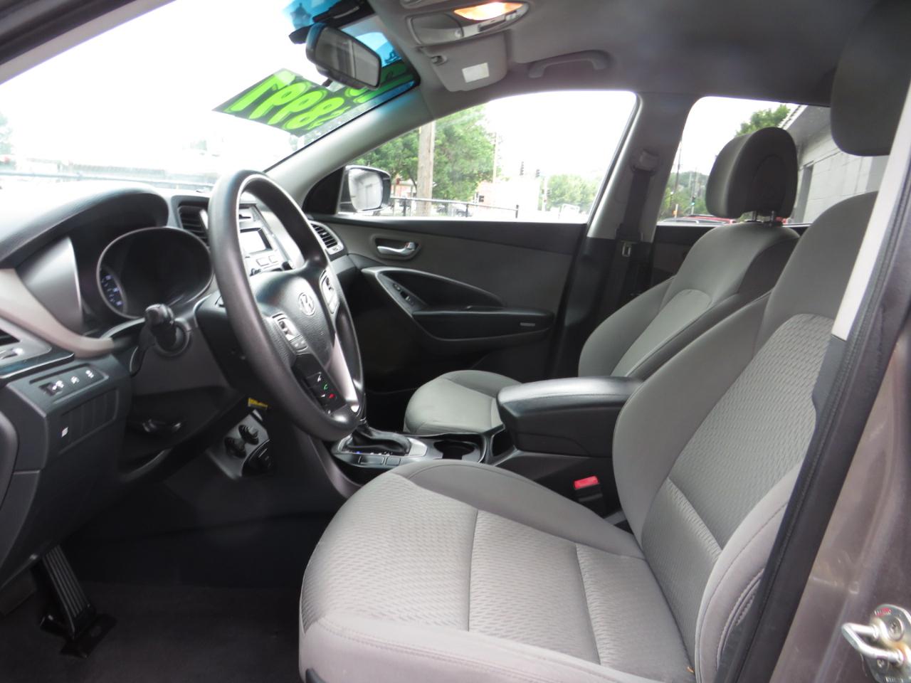 Hyundai Santa Fe FWD 4dr Sport 2013