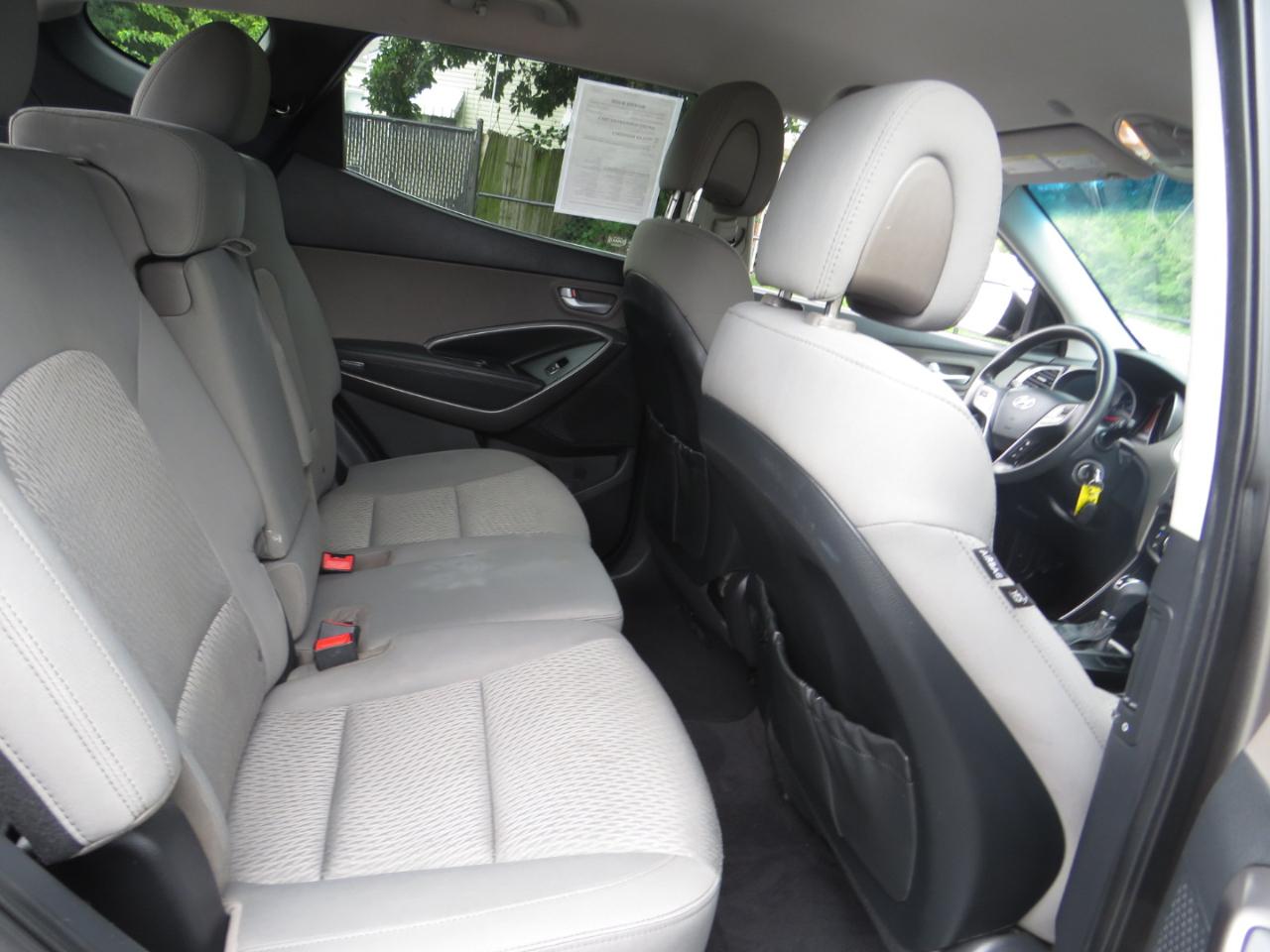 Hyundai Santa Fe FWD 4dr Sport 2013