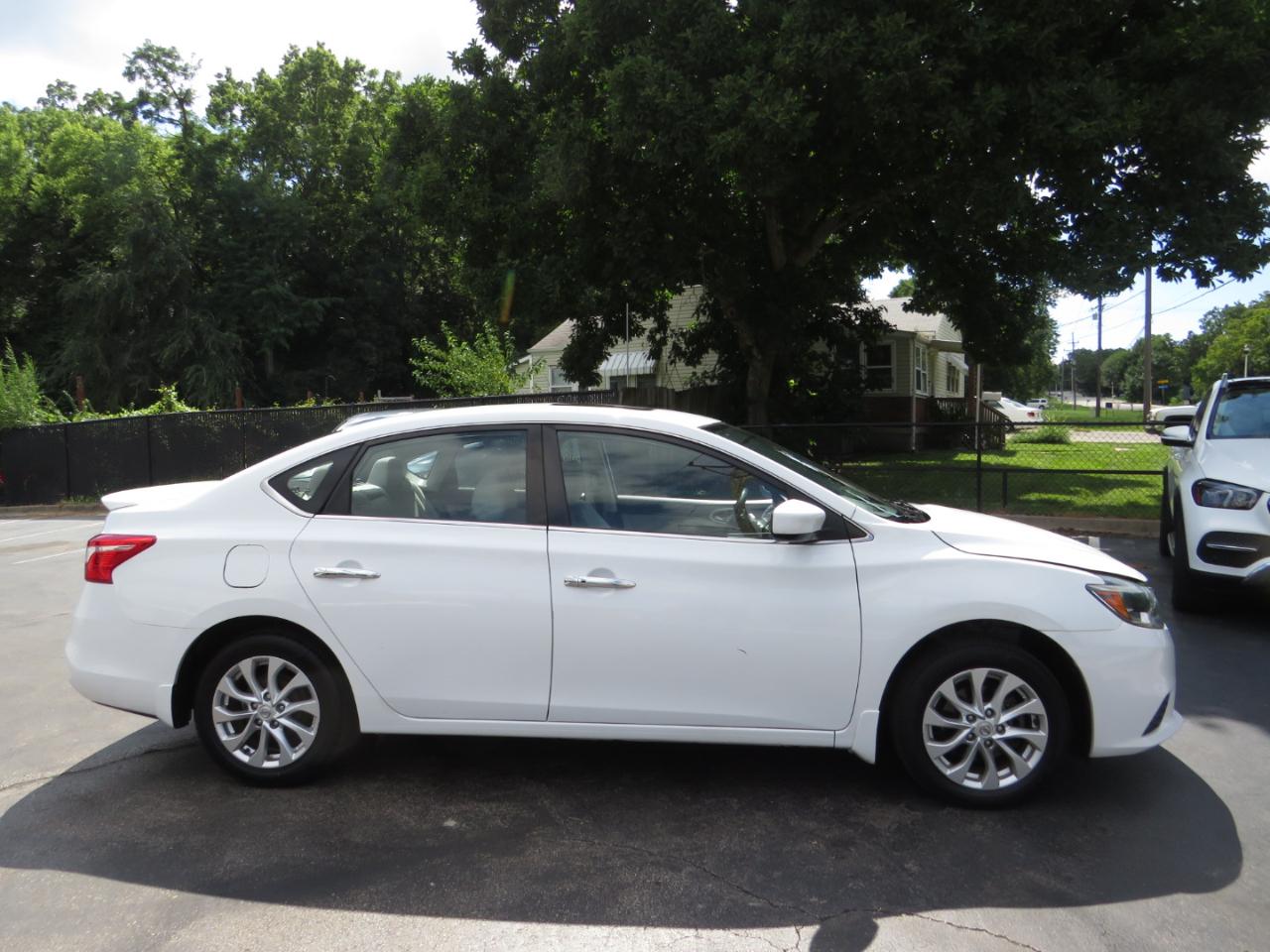 Nissan Sentra SV CVT 2017