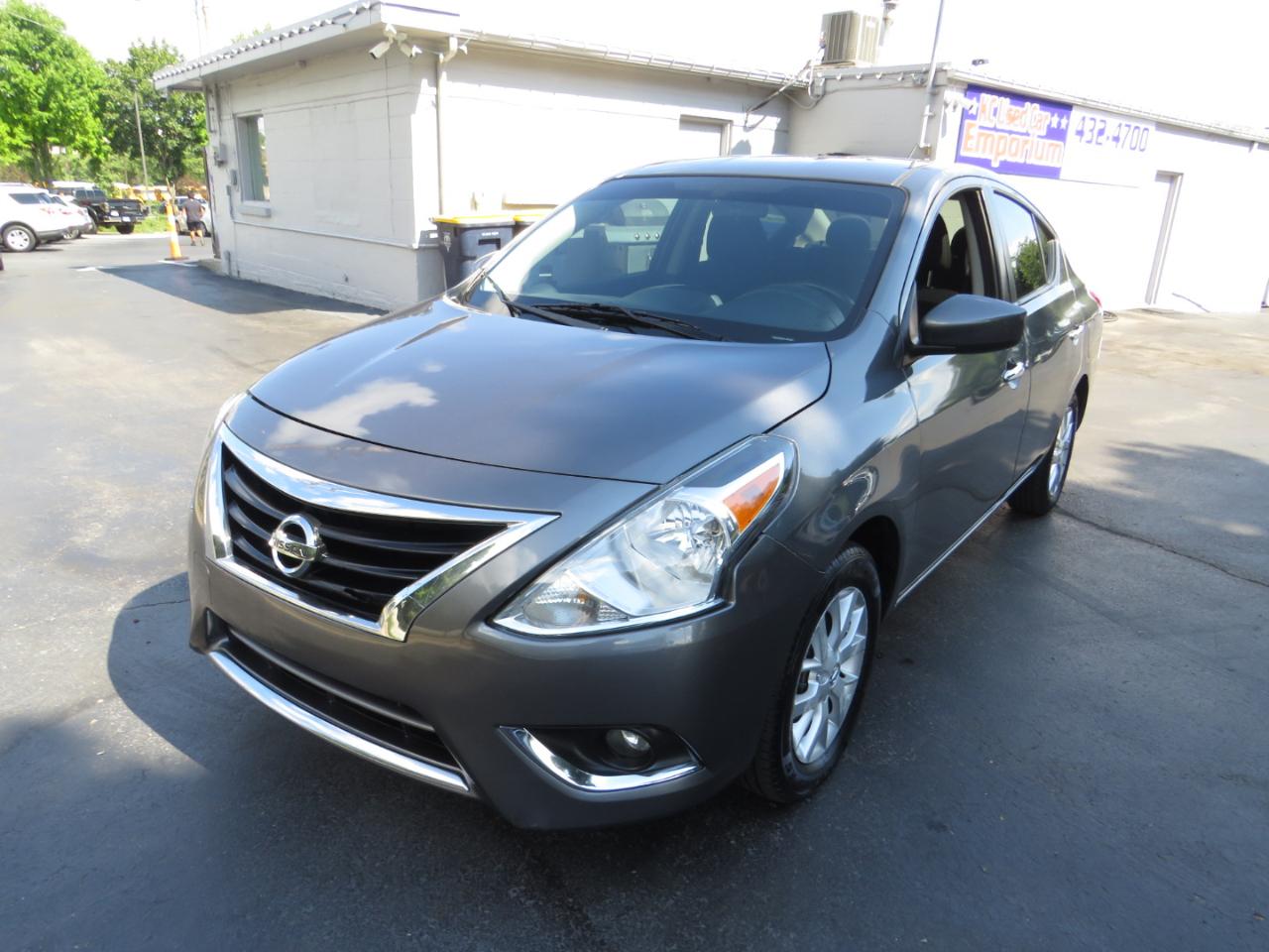 Nissan Versa Sedan 2018.5 SV CVT 2018